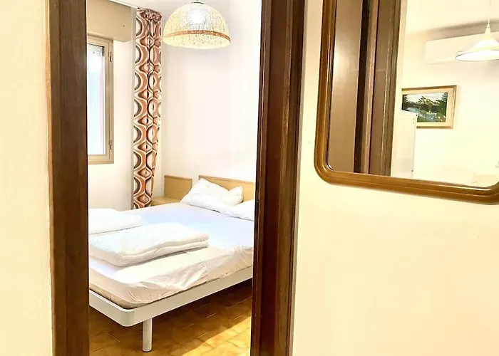 4 Posti Letto E Parcheggio Gratuito דירה *